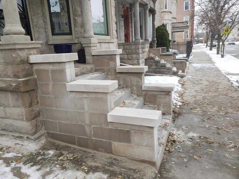 Fancy Looking Goat Here For A Good Time.